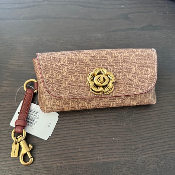 Coach Sunglass Case Bag Charm In Signature Canvas - Picture 1 of 8